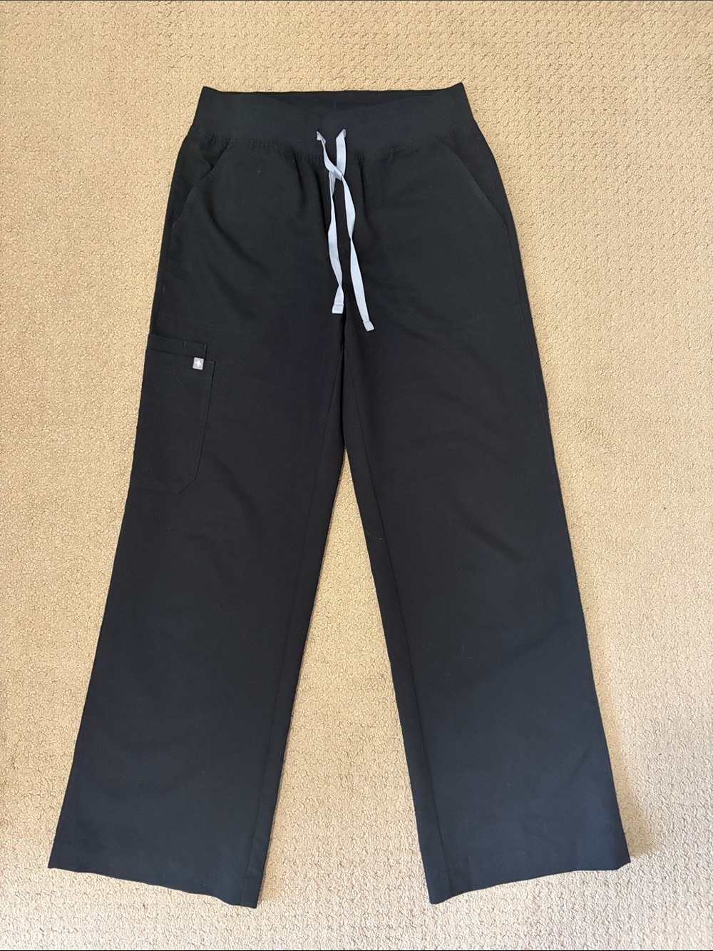 FIGS Wide Leg Scrub Pants in Black